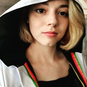 Meet your Posher, Molly